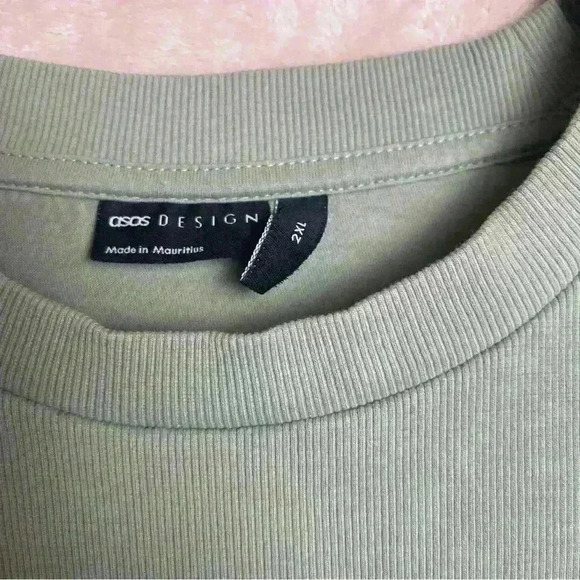 Green Shirt - Picture 3 of 3